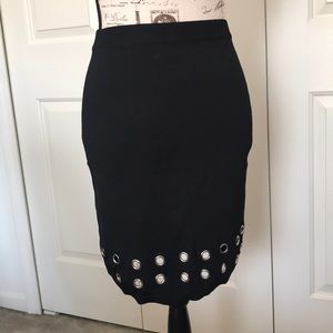 MP/C black acrylic/polyamide pencil skirt. Sz S